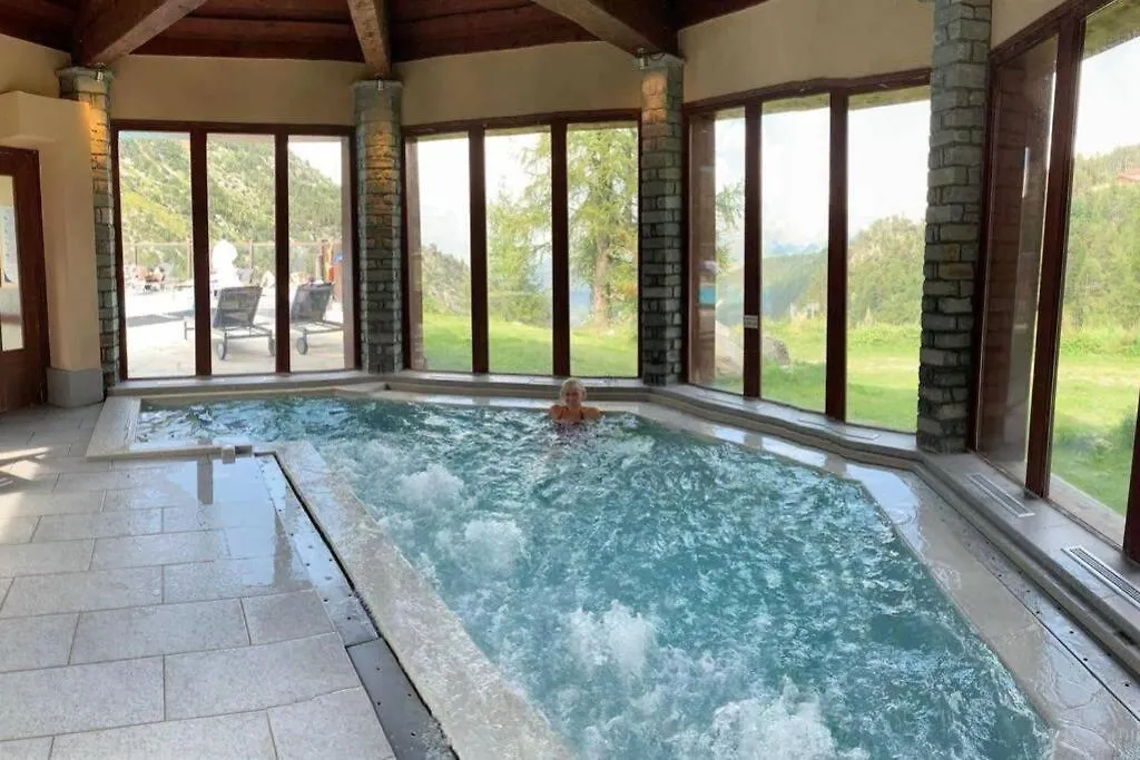 Arc 1950 2Bdrm 6/8 Guests Ski-In/Out Pool+Jacuzzi Apartment Les Arcs  Les Arcs (Savoie)