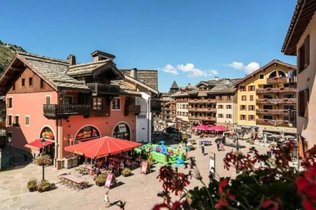 Arc 1950 2Bdrm 6/8 Guests Ski-In/Out Pool+Jacuzzi Apartment Les Arcs  Les Arcs (Savoie)