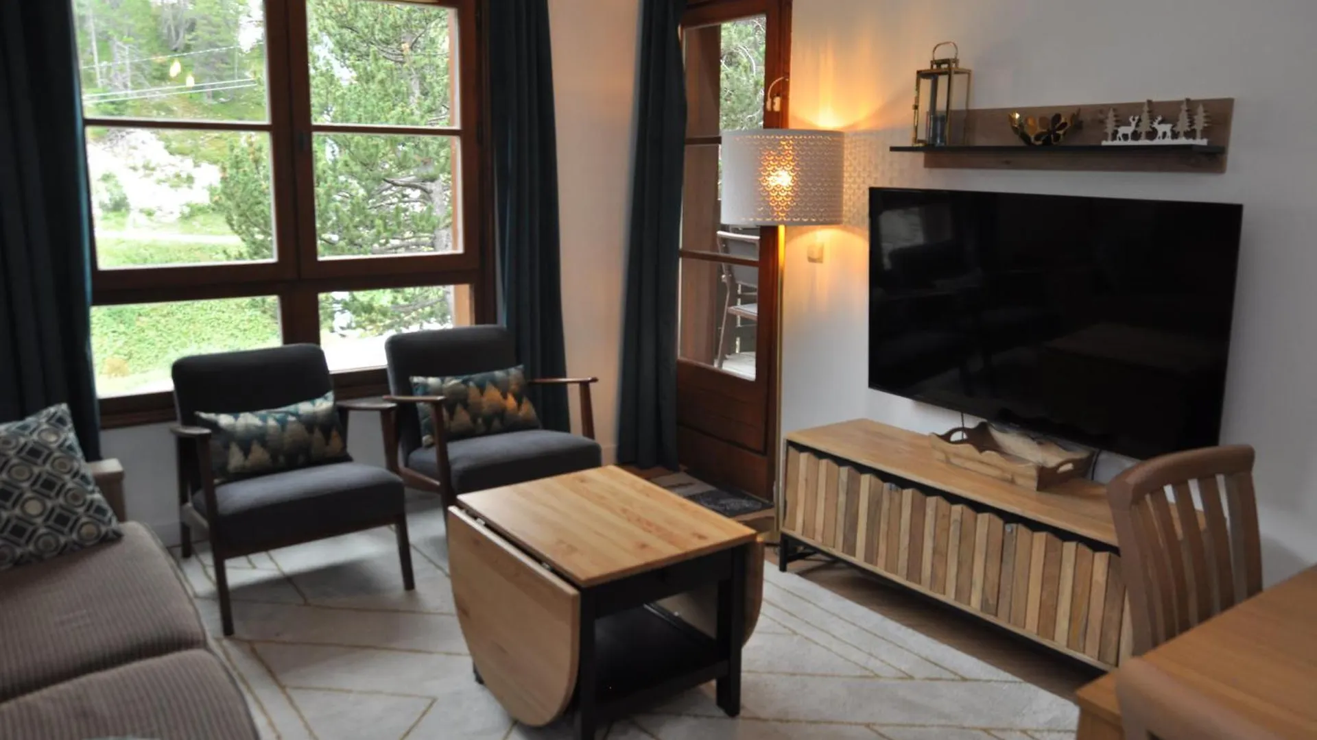 Arc 1950 2Bdrm 6/8 Guests Ski-In/Out Pool+Jacuzzi Apartment Les Arcs